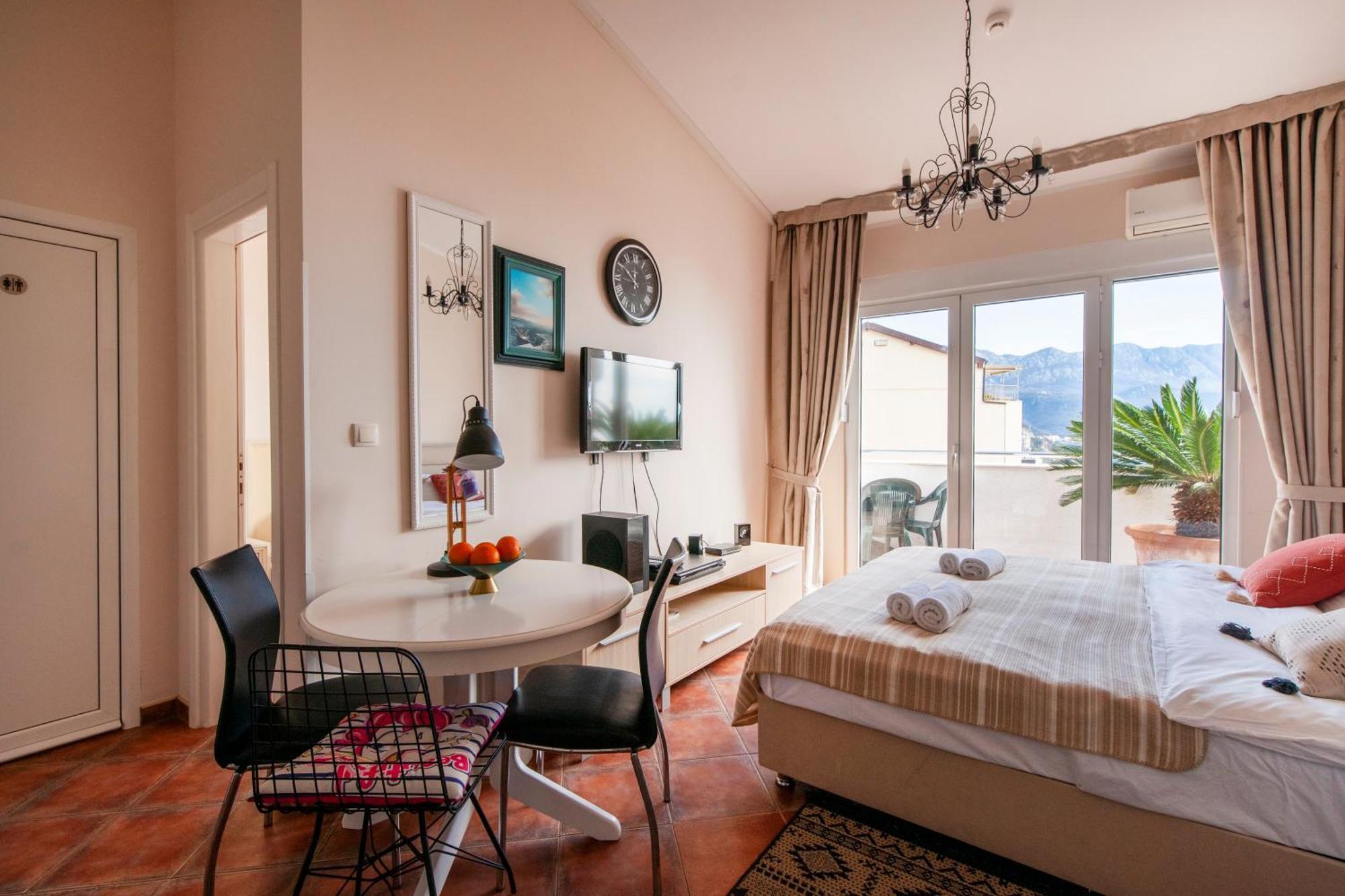 Lux M & A Apartments Budva Exterior photo